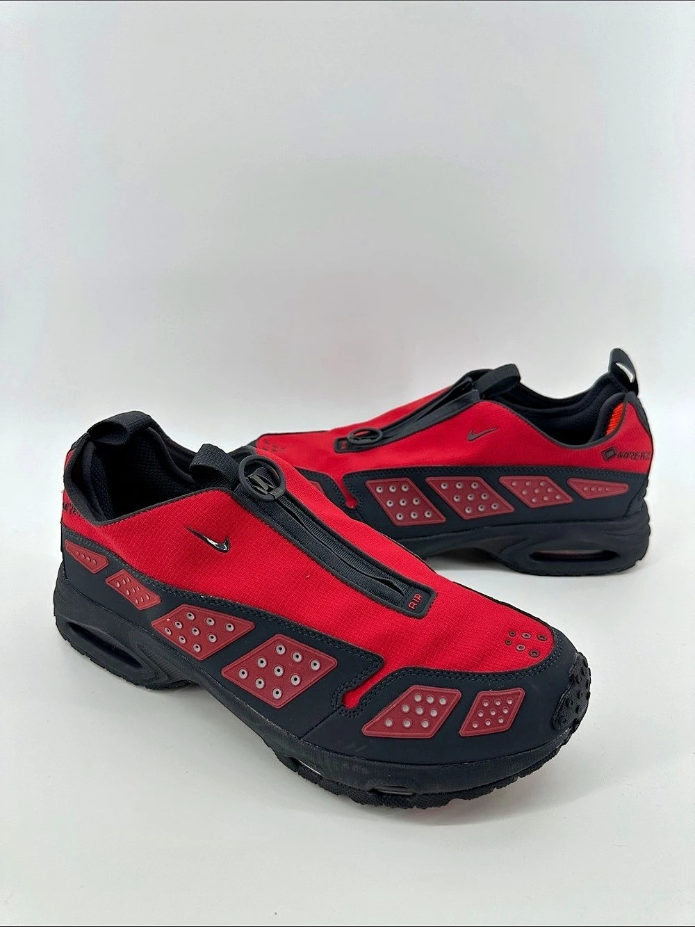 Nike Air Max Sunder Gore-Tex Red & Black US 12.5 Men’s 11